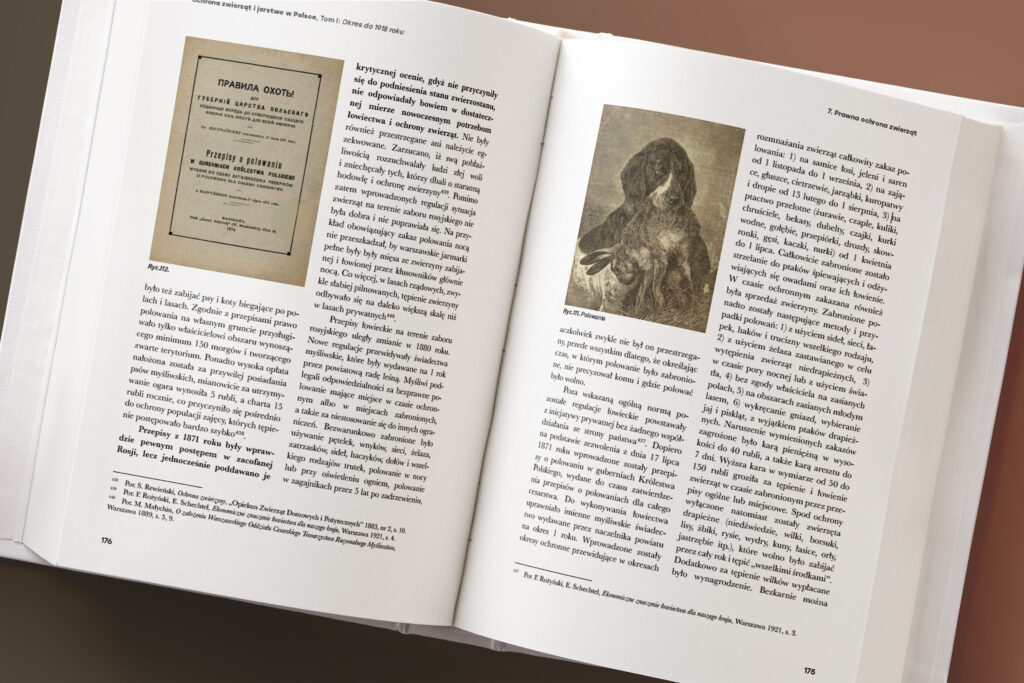 Rozkładówka książki z przepisami łowieckimi, archiwalnymi dokumentami i ilustracją psa myśliwskiego z XIX wieku